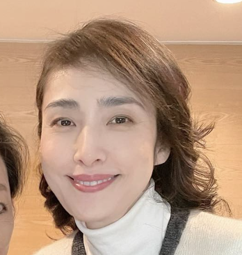 天海祐希の結婚の真相と独身を貫く理由を徹底解説